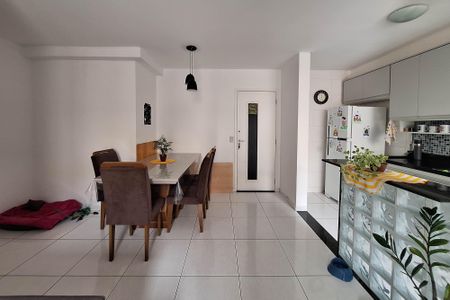 Apartamento à venda com 57m², 2 quartos e 1 vagaSala