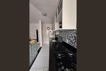 Apartamento à venda com 57m², 2 quartos e 1 vagaCozinha