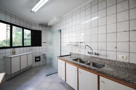 Apartamento para alugar com 88m², 2 quartos e 1 vaga Apartamento para alugar com 88m², 2 quartos e 1 vagaCozinha e Área de serviço