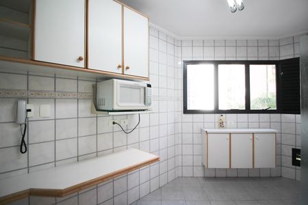 Apartamento para alugar com 88m², 2 quartos e 1 vaga Apartamento para alugar com 88m², 2 quartos e 1 vagaCozinha e Área de serviço