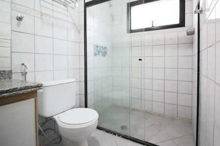 Apartamento para alugar com 88m², 2 quartos e 1 vaga Apartamento para alugar com 88m², 2 quartos e 1 vagaBanheiro social
