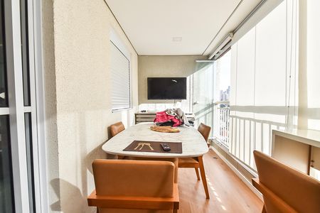 Apartamento à venda com 36m², 1 quarto e sem vaga Apartamento à venda com 36m², 1 quarto e sem vagaVaranda