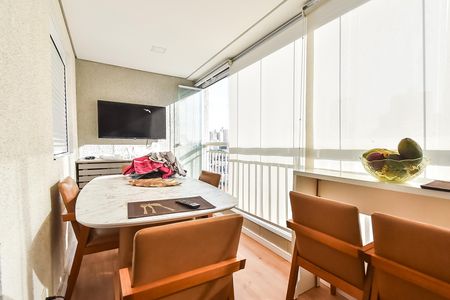 Apartamento à venda com 36m², 1 quarto e sem vaga Apartamento à venda com 36m², 1 quarto e sem vagaVaranda
