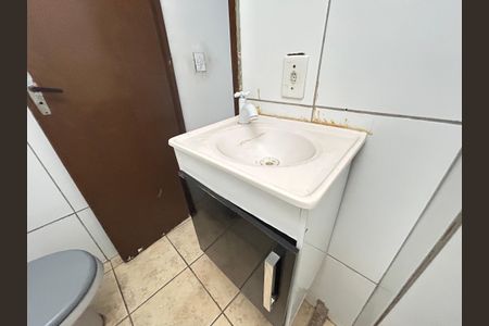 Casa para alugar com 36m², 1 quarto e sem vagaBanheiro