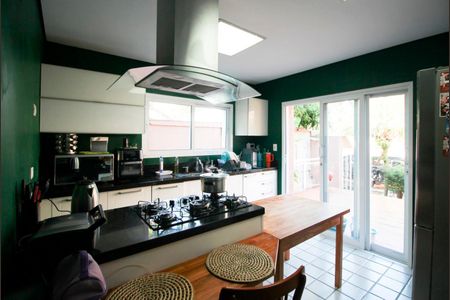 Cozinha de casa à venda com 5 quartos, 280m² em Jardim Novo Mundo, São Paulo