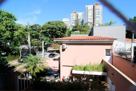 Vista de casa à venda com 5 quartos, 280m² em Jardim Novo Mundo, São Paulo