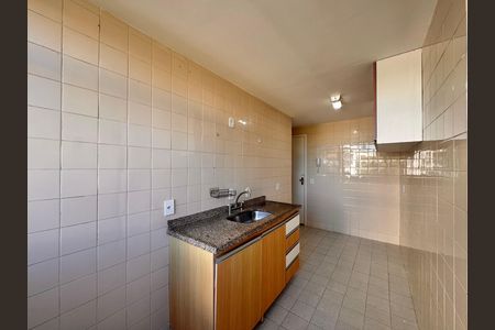 Apartamento para alugar com 85m², 2 quartos e 2 vagas Apartamento para alugar com 85m², 2 quartos e 2 vagasCozinha e Área de Serviço