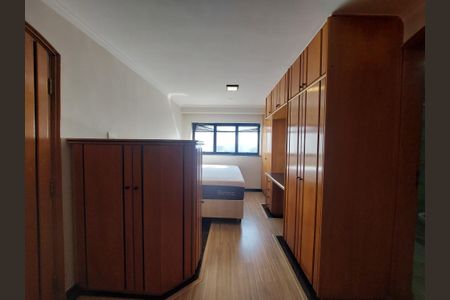 Apartamento à venda com 340m², 2 quartos e 3 vagasSuíte 2