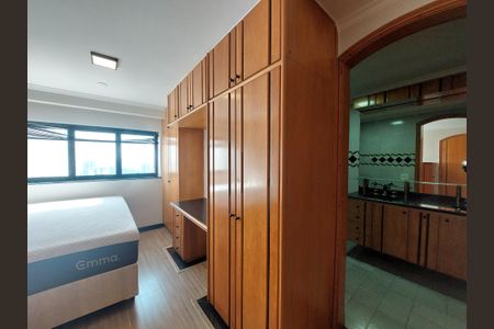 Apartamento à venda com 340m², 2 quartos e 3 vagasSuíte 2