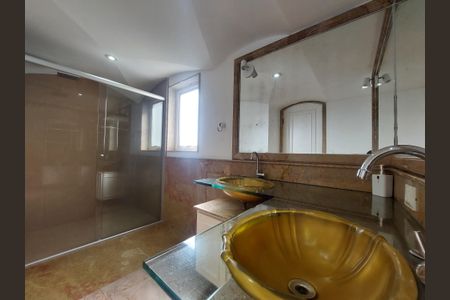 Apartamento à venda com 340m², 2 quartos e 3 vagasBanheiro Suíte 1