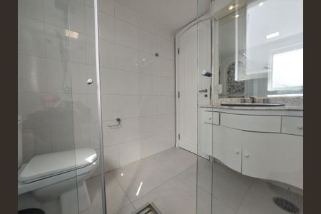 Apartamento à venda com 340m², 2 quartos e 3 vagasBanheiro Social