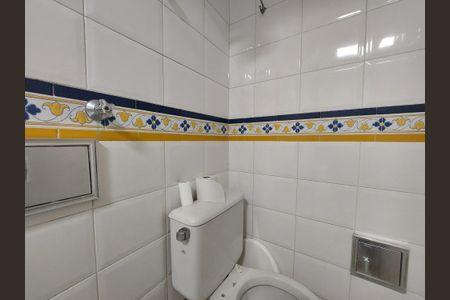 Apartamento à venda com 340m², 2 quartos e 3 vagasBanheiro de Serviço