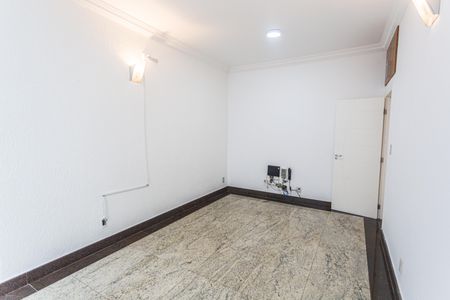 Casa para alugar com 300m², 4 quartos e 3 vagasEscritório