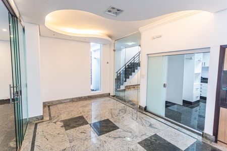 Casa para alugar com 300m², 4 quartos e 3 vagasCopa