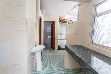 Casa para alugar com 300m², 4 quartos e 3 vagasÁrea de Serviço
