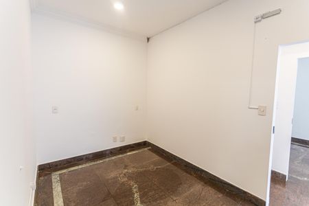 Casa para alugar com 300m², 4 quartos e 3 vagasSuíte
