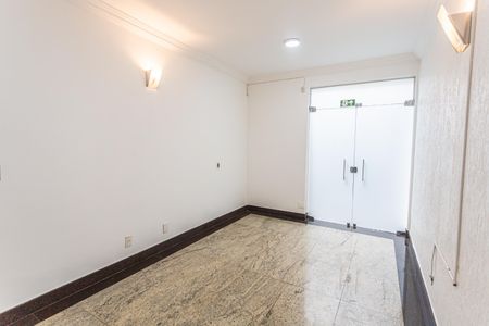 Casa para alugar com 300m², 4 quartos e 3 vagasEscritório