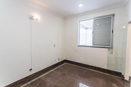 Casa para alugar com 300m², 4 quartos e 3 vagasQuarto 