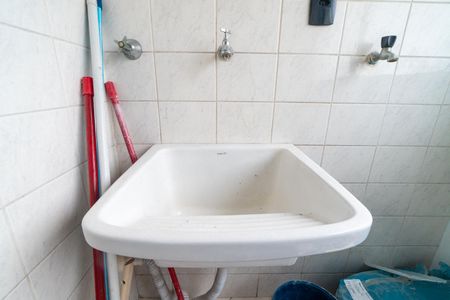 Apartamento para alugar com 60m², 2 quartos e 1 vaga Apartamento para alugar com 60m², 2 quartos e 1 vagaLavanderia