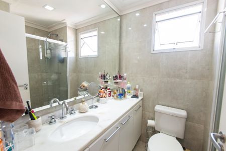 Apartamento à venda com 86m², 3 quartos e 2 vagasBanheiro da suíte