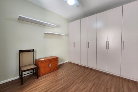 Quarto 1 de apartamento para alugar com 2 quartos, 75m² em São Cristóvão, Rio de Janeiro