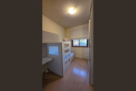 Quarto 2 de apartamento para alugar com 3 quartos, 75m² em Vila Jardim, Porto Alegre