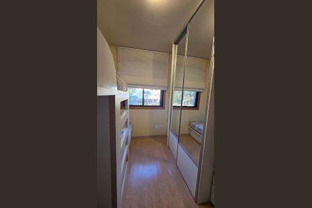 Quarto 2 de apartamento para alugar com 3 quartos, 75m² em Vila Jardim, Porto Alegre