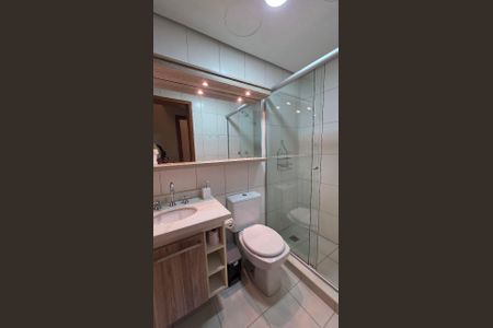 Banheiro social de apartamento para alugar com 3 quartos, 75m² em Vila Jardim, Porto Alegre