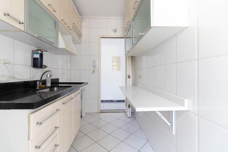 Apartamento à venda com 70m², 3 quartos e 2 vagasCozinha