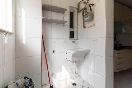 Apartamento à venda com 70m², 3 quartos e 2 vagasLavanderia