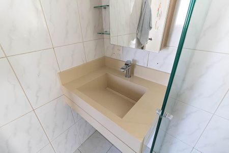 Apartamento à venda com 70m², 3 quartos e 2 vagasBanheiro Social