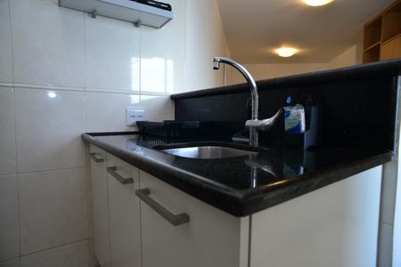 Cozinha de apartamento à venda com 1 quarto, 50m² em Barra da Tijuca, Rio de Janeiro