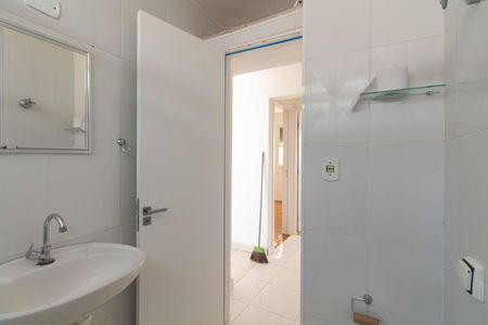 Apartamento à venda com 59m², 2 quartos e 1 vaga Apartamento à venda com 59m², 2 quartos e 1 vagaBanheiro