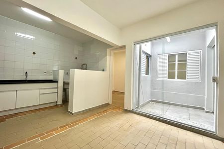 Casa para alugar com 80m², 2 quartos e sem vaga Casa para alugar com 80m², 2 quartos e sem vagaCozinha