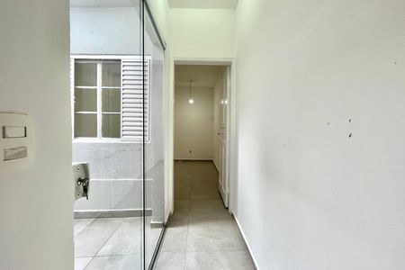 Casa para alugar com 80m², 2 quartos e sem vaga Casa para alugar com 80m², 2 quartos e sem vagaCorredor