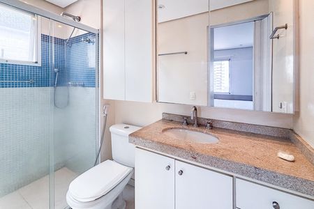 Apartamento para alugar com 40m², 1 quarto e 1 vaga Apartamento para alugar com 40m², 1 quarto e 1 vagaBanheiro da Suíte
