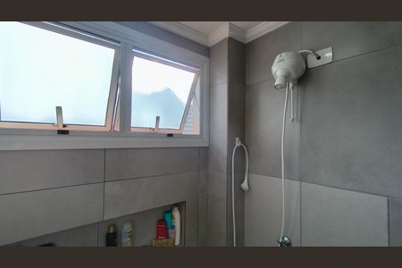 Apartamento à venda com 87m², 2 quartos e sem vaga Apartamento à venda com 87m², 2 quartos e sem vagaBanheiro social