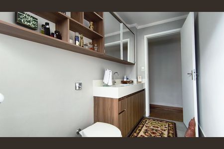 Apartamento à venda com 87m², 2 quartos e sem vaga Apartamento à venda com 87m², 2 quartos e sem vagaBanheiro social