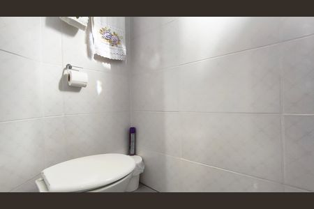 Apartamento à venda com 87m², 2 quartos e sem vaga Apartamento à venda com 87m², 2 quartos e sem vagaBanheiro de serviço
