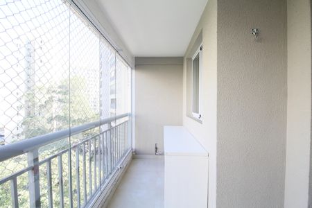 Apartamento para alugar com 69m², 2 quartos e 2 vagasVaranda