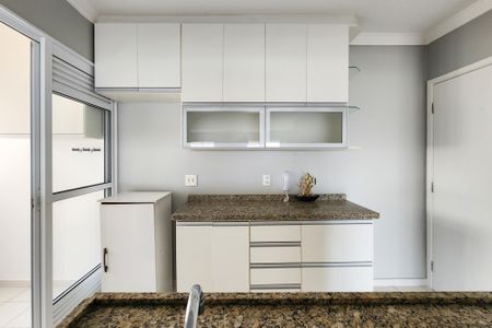 Apartamento à venda com 80m², 2 quartos e 2 vagasCozinha