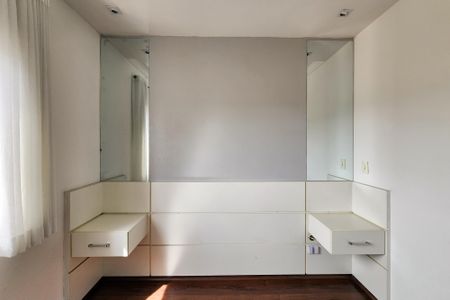 Apartamento à venda com 80m², 2 quartos e 2 vagasSuíte
