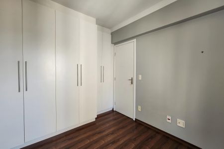 Apartamento à venda com 80m², 2 quartos e 2 vagasQuarto