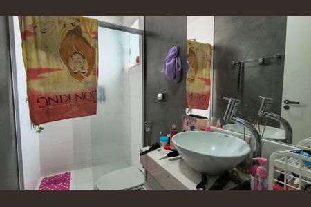 Casa de condomínio para alugar com 275m², 4 quartos e 4 vagas Casa de condomínio para alugar com 275m², 4 quartos e 4 vagasBanheiro da Suíte 4