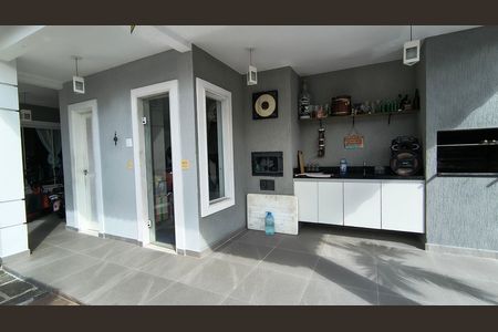 Casa de condomínio para alugar com 275m², 4 quartos e 4 vagas Casa de condomínio para alugar com 275m², 4 quartos e 4 vagasÁrea Gourmet