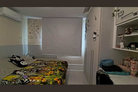 Casa de condomínio para alugar com 275m², 4 quartos e 4 vagas Casa de condomínio para alugar com 275m², 4 quartos e 4 vagasSuíte 4