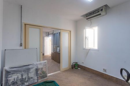 Casa à venda com 750m², 4 quartos e 4 vagasCasa 2 - quarto