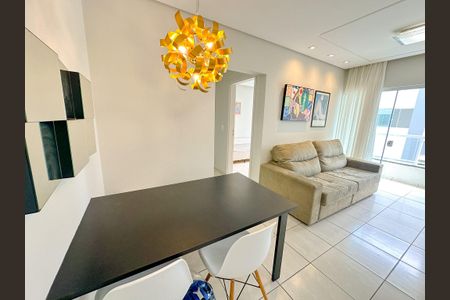 Apartamento para alugar com 60m², 2 quartos e 1 vagaSala de Jantar