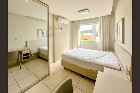 Apartamento para alugar com 60m², 2 quartos e 1 vagaSuíte 