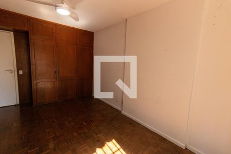 Apartamento à venda com 120m², 3 quartos e sem vaga
